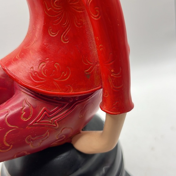 Vintage Japanese Yoga Soccer Woman Red Black Decor Figurine Statue - Picture 7 of 16